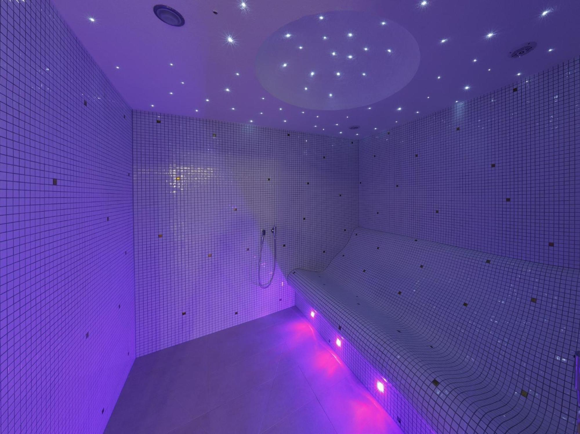 Esmarin Wellness Hotel Mníšek pod Brdy Kültér fotó